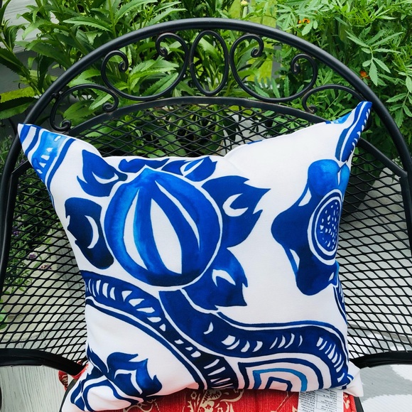 Outdoor & Indoor, Pillow. Custom made. Pre-stuffed - Picture 4 of 8